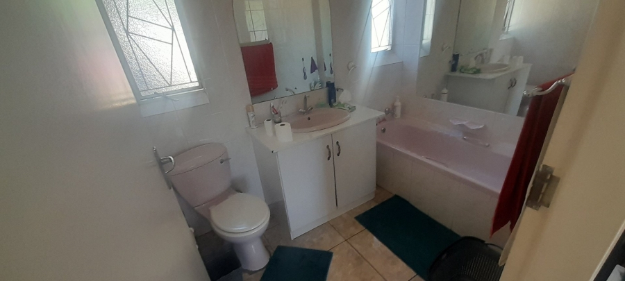 4 Bedroom Property for Sale in Cosmosrand Mpumalanga