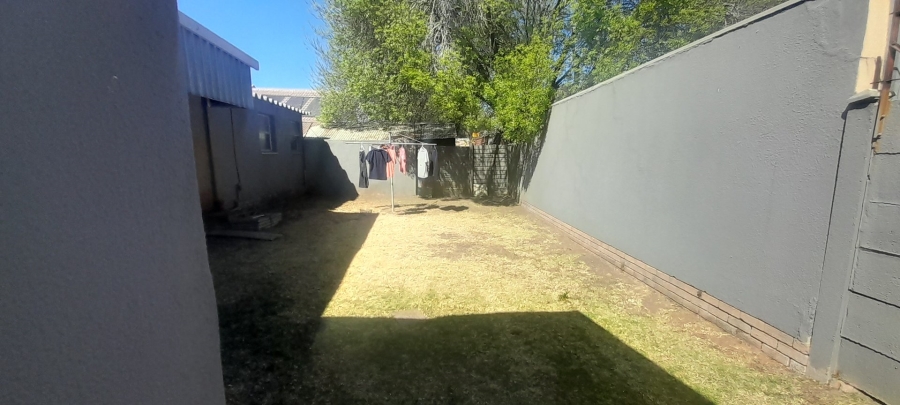 4 Bedroom Property for Sale in Cosmosrand Mpumalanga