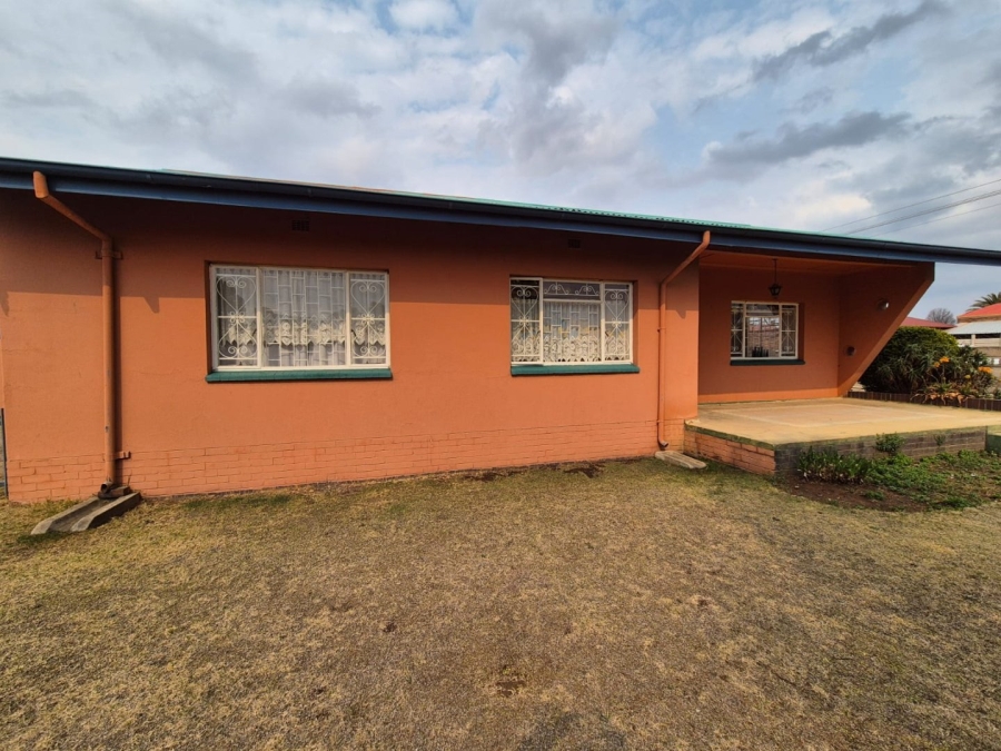 3 Bedroom Property for Sale in Volksrust Mpumalanga