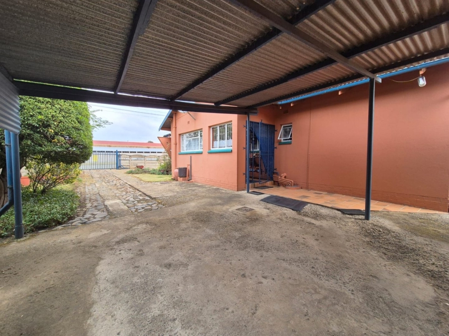 3 Bedroom Property for Sale in Volksrust Mpumalanga