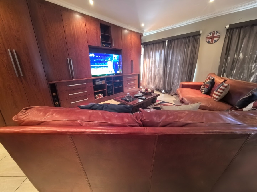 5 Bedroom Property for Sale in Bankenveld Estate Mpumalanga