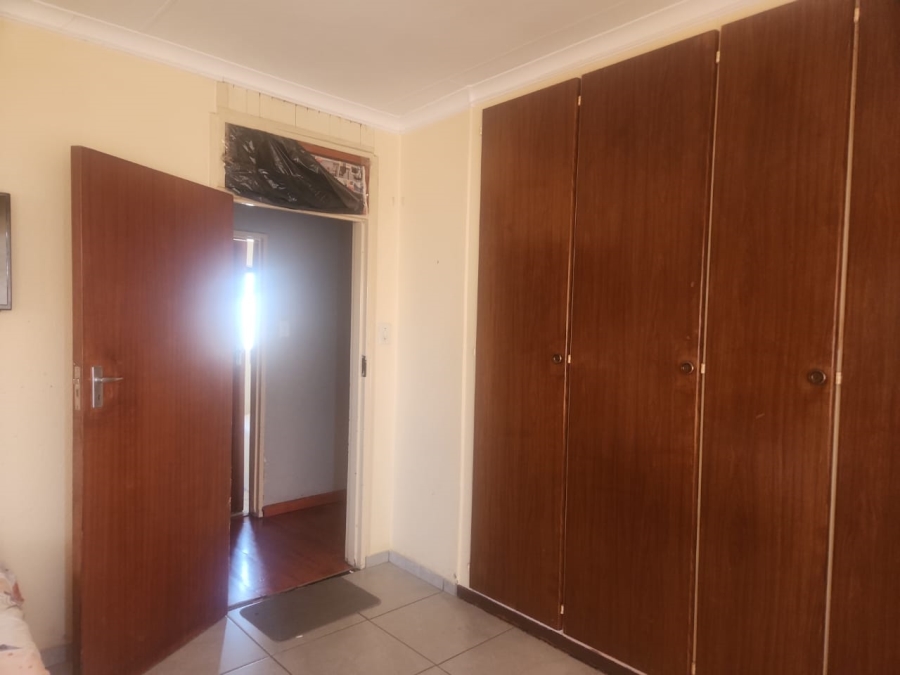 4 Bedroom Property for Sale in Kosmos Park Mpumalanga