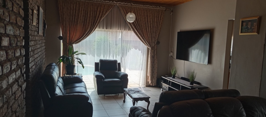 4 Bedroom Property for Sale in Trichardt Mpumalanga