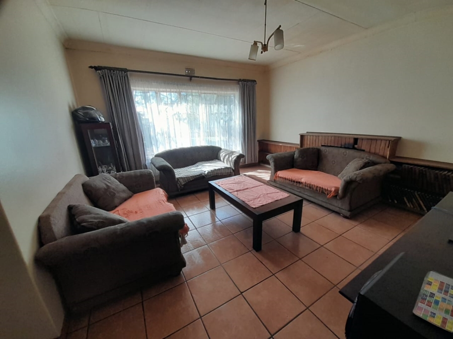  Bedroom Property for Sale in Witbank Ext 16 Mpumalanga