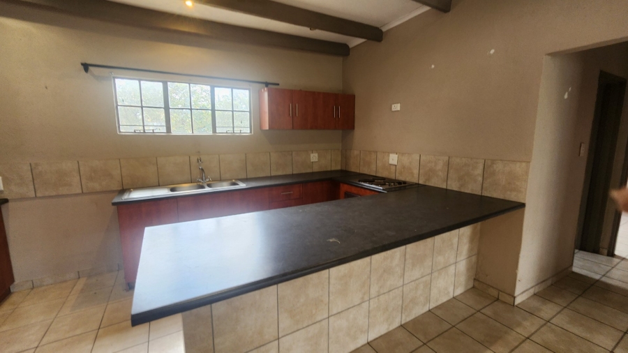 To Let 2 Bedroom Property for Rent in White River Estates Mpumalanga