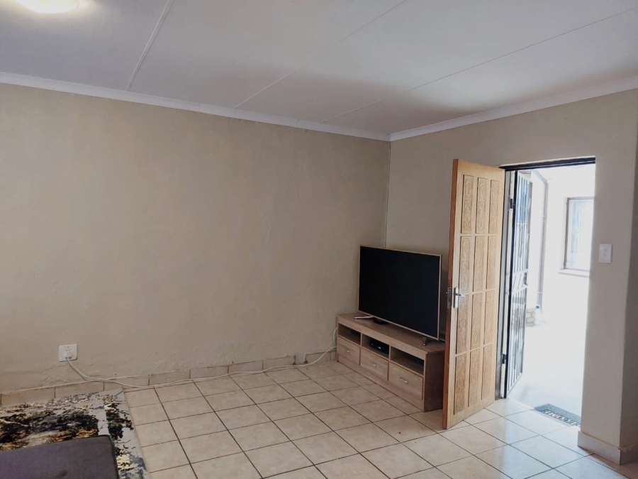 2 Bedroom Property for Sale in Kamagugu Mpumalanga