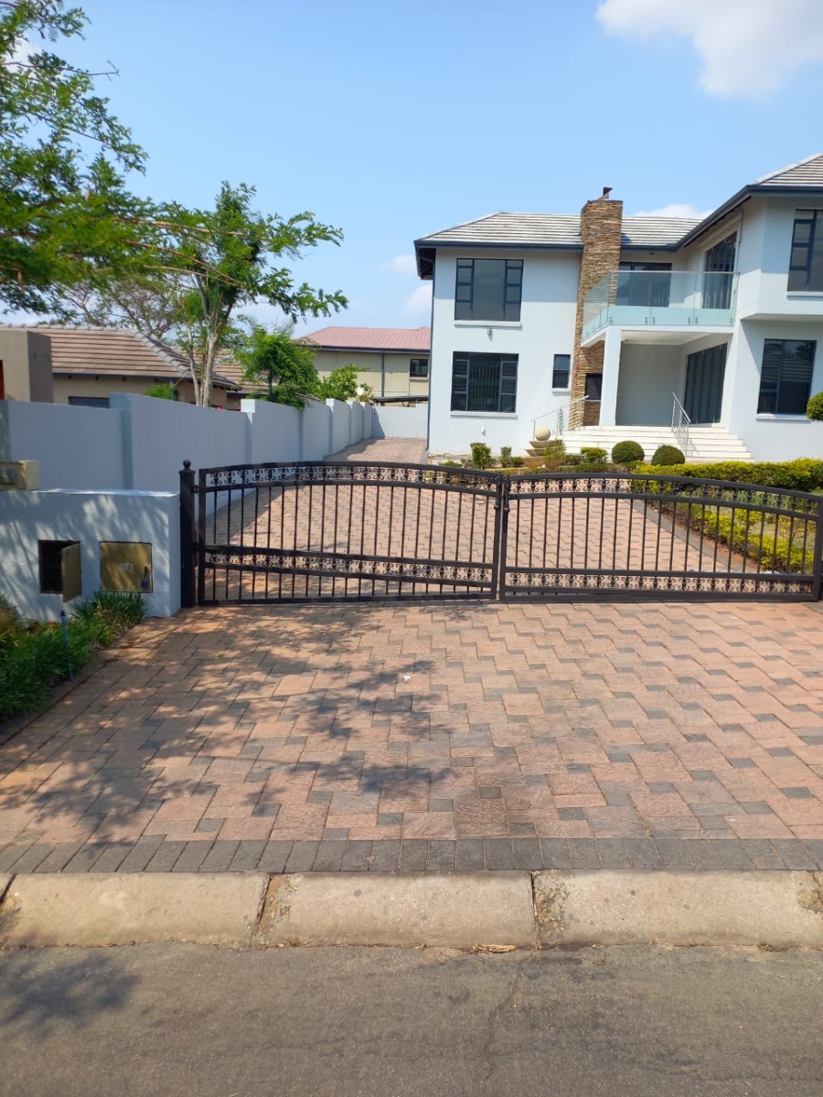 4 Bedroom Property for Sale in Elawini Lifestyle Estate Mpumalanga