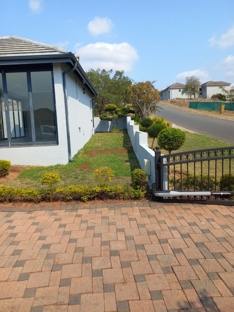 4 Bedroom Property for Sale in Elawini Lifestyle Estate Mpumalanga