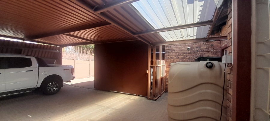 4 Bedroom Property for Sale in Trichardt Mpumalanga