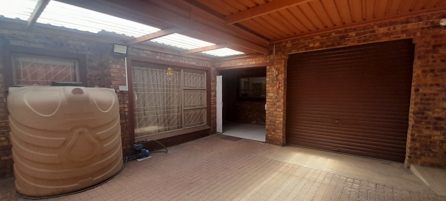 4 Bedroom Property for Sale in Trichardt Mpumalanga