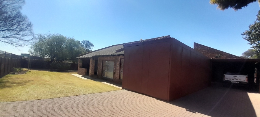 4 Bedroom Property for Sale in Trichardt Mpumalanga