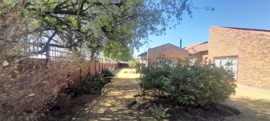 4 Bedroom Property for Sale in Trichardt Mpumalanga