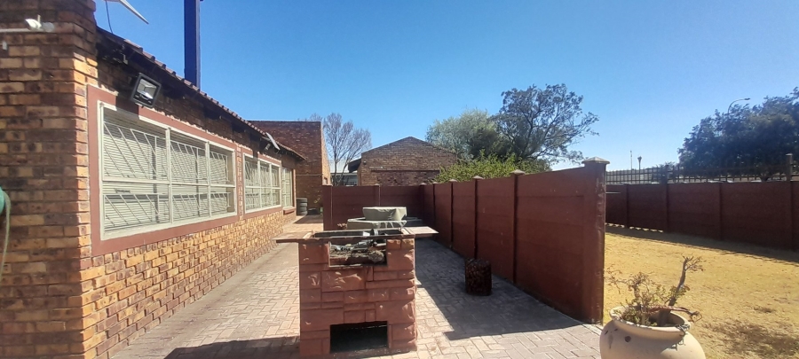 4 Bedroom Property for Sale in Trichardt Mpumalanga