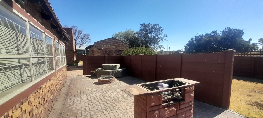 4 Bedroom Property for Sale in Trichardt Mpumalanga