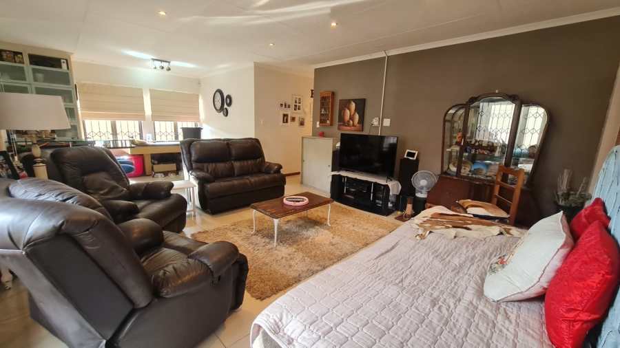 3 Bedroom Property for Sale in Noordrand Mpumalanga