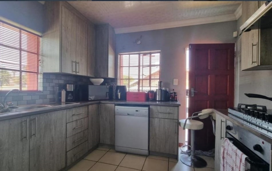 To Let 3 Bedroom Property for Rent in Middelburg South Mpumalanga