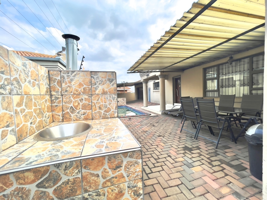 3 Bedroom Property for Sale in Aerorand Mpumalanga