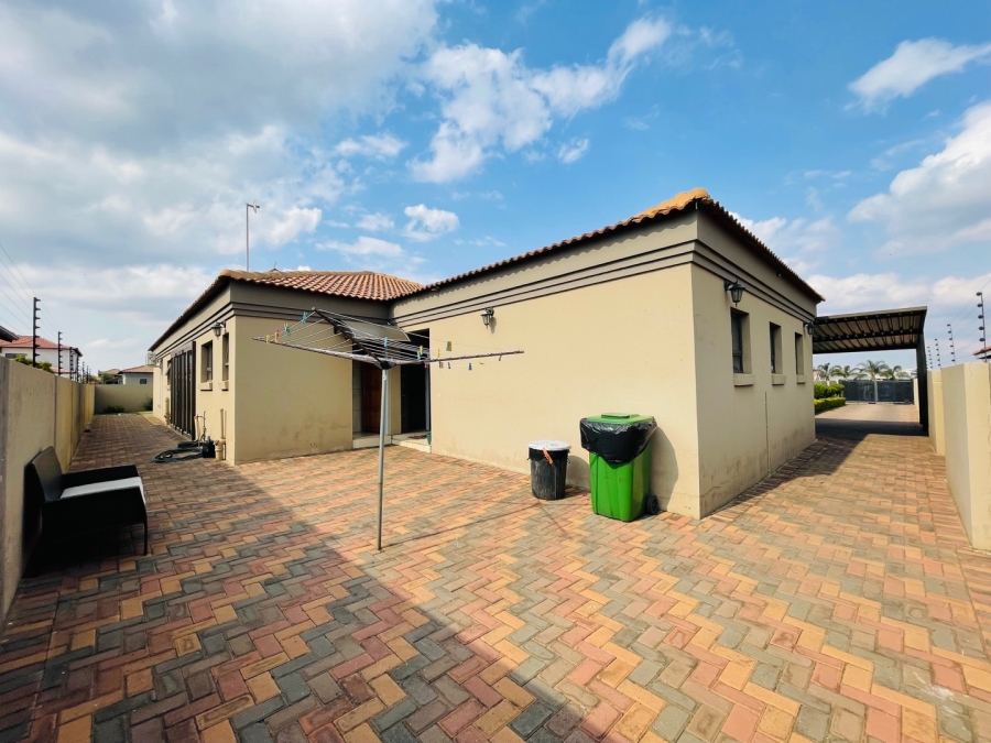 3 Bedroom Property for Sale in Aerorand Mpumalanga