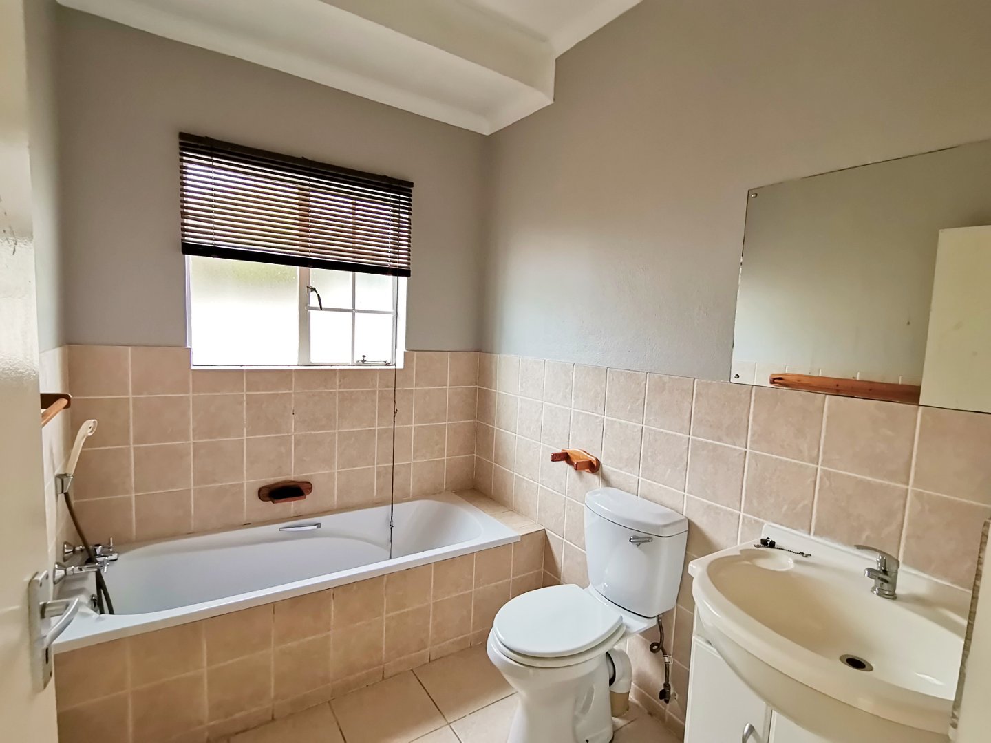 2 Bedroom Property for Sale in West Acres Ext 40 Mpumalanga