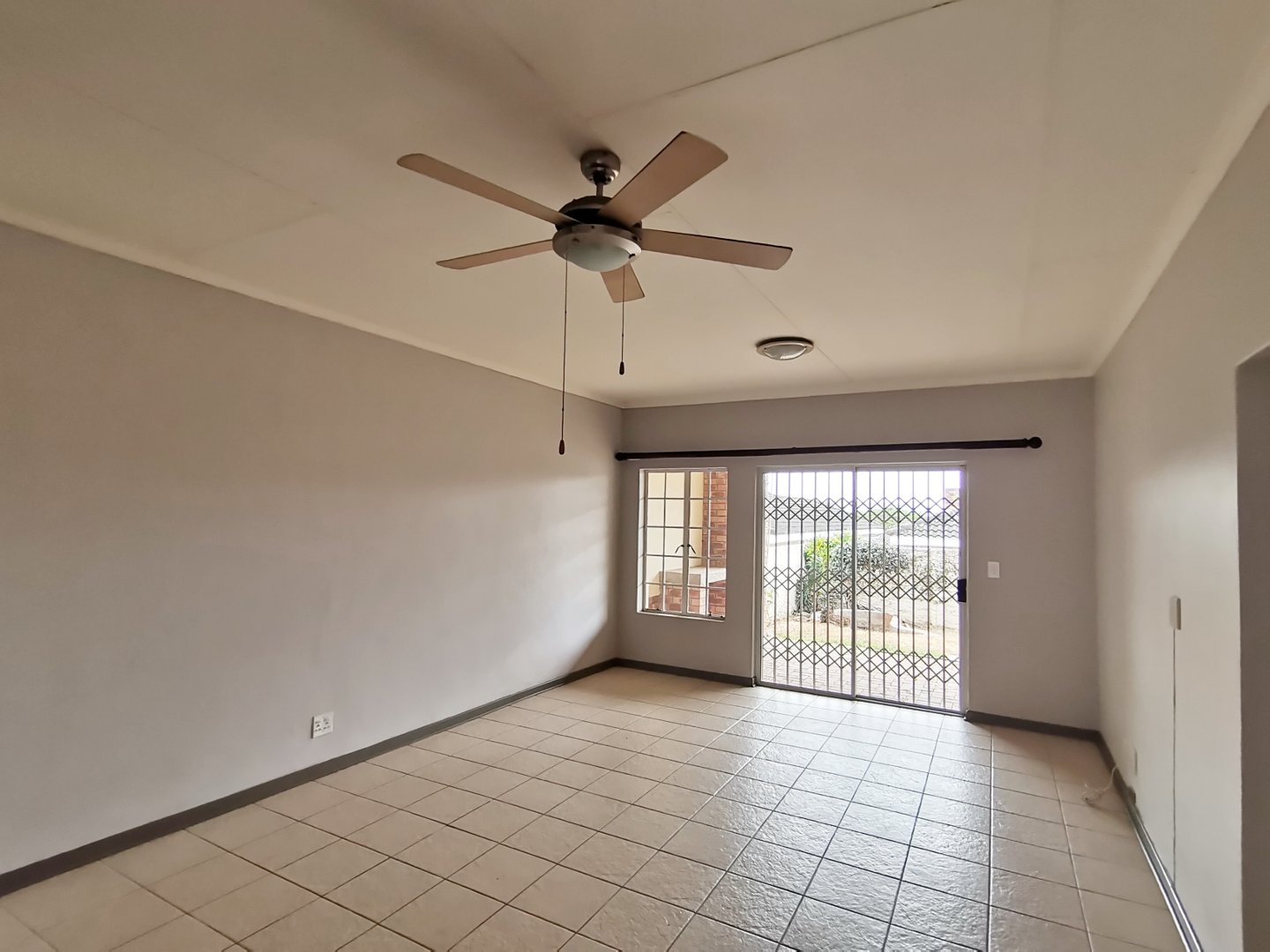 2 Bedroom Property for Sale in West Acres Ext 40 Mpumalanga