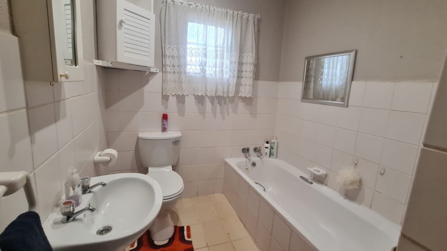 To Let 3 Bedroom Property for Rent in White River Ext 18 Mpumalanga