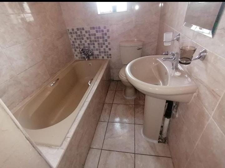 2 Bedroom Property for Sale in Reyno Ridge Mpumalanga