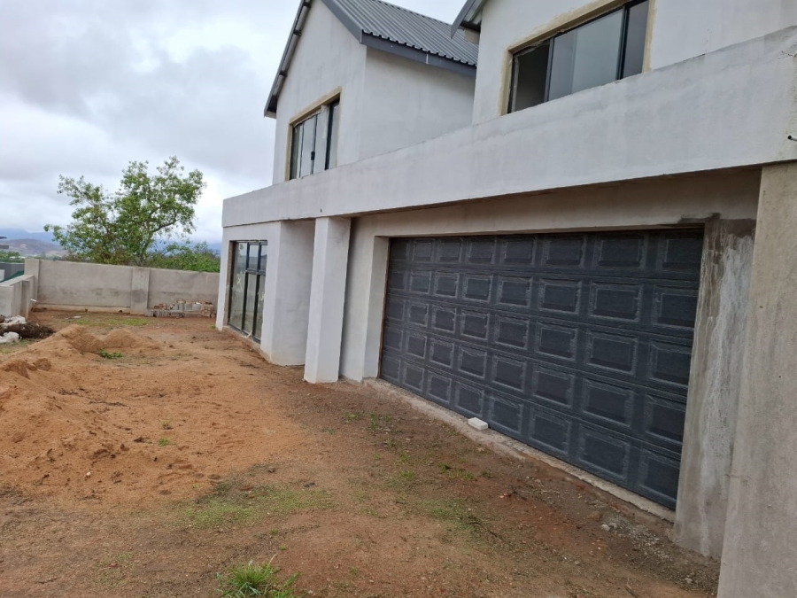 5 Bedroom Property for Sale in Elawini Lifestyle Estate Mpumalanga