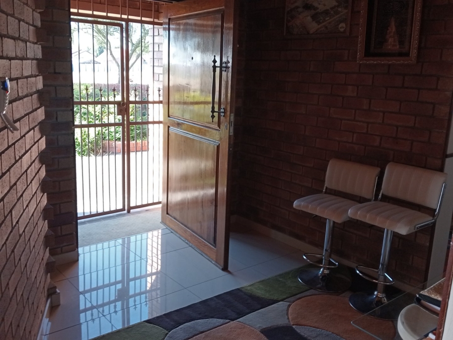 5 Bedroom Property for Sale in Kinross Mpumalanga