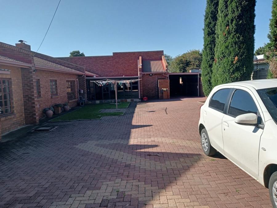 5 Bedroom Property for Sale in Kinross Mpumalanga