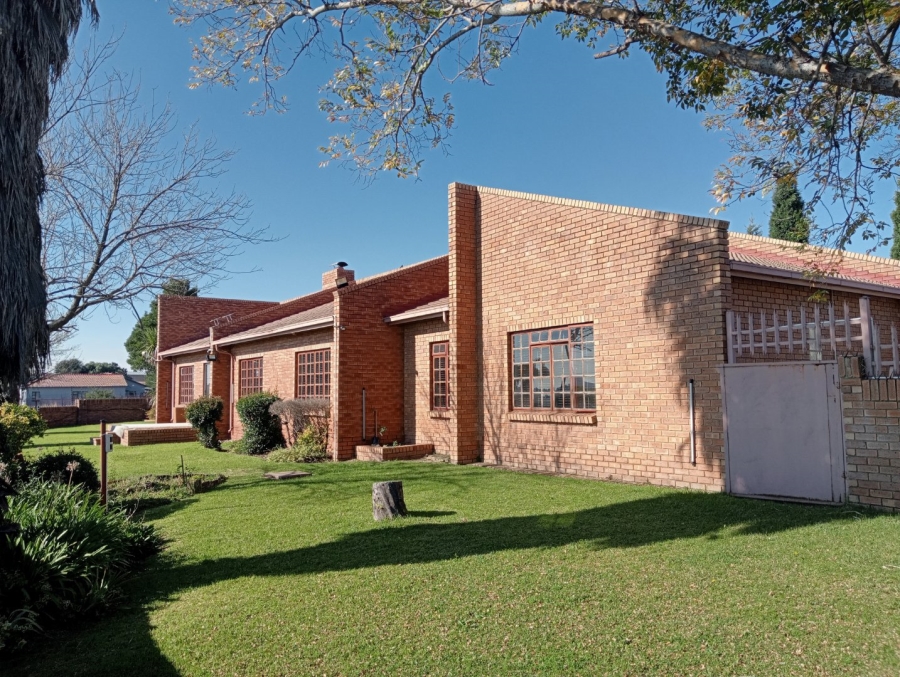 5 Bedroom Property for Sale in Kinross Mpumalanga