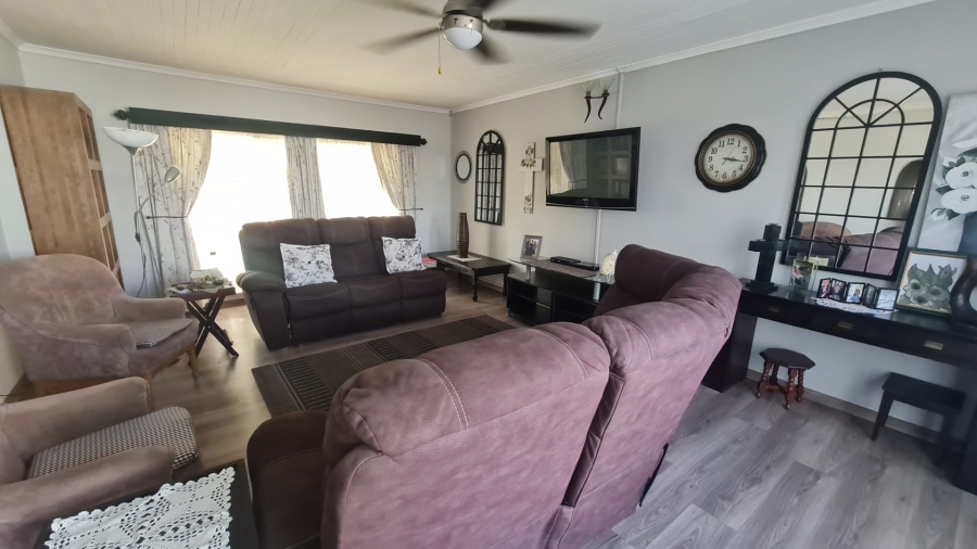 4 Bedroom Property for Sale in Kruinpark Mpumalanga