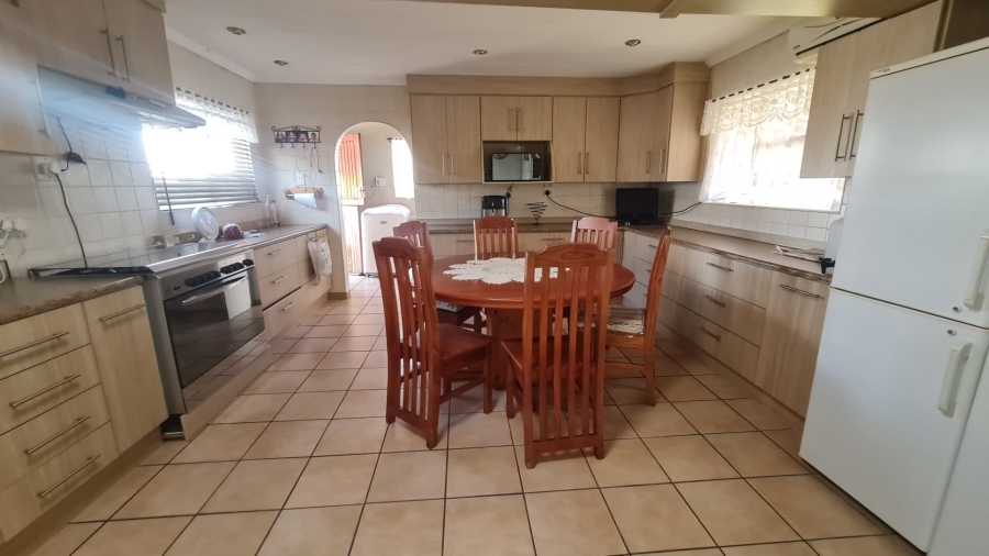 4 Bedroom Property for Sale in Kruinpark Mpumalanga