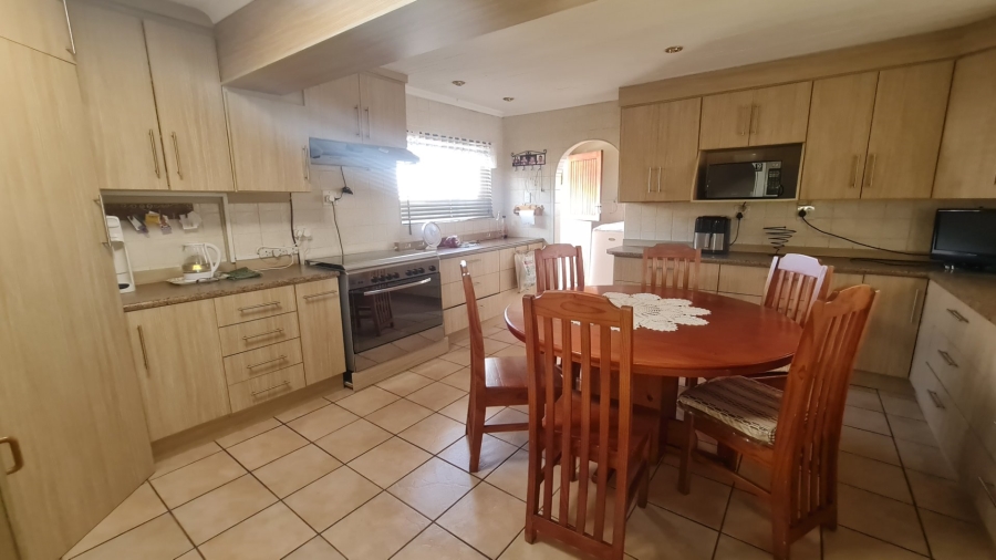 4 Bedroom Property for Sale in Kruinpark Mpumalanga