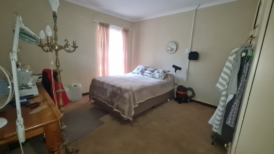 4 Bedroom Property for Sale in Kruinpark Mpumalanga