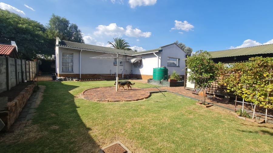 4 Bedroom Property for Sale in Kruinpark Mpumalanga