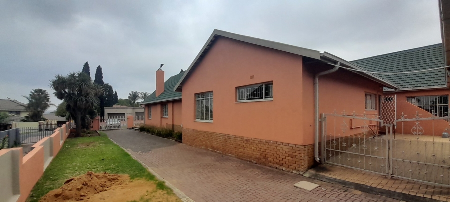 4 Bedroom Property for Sale in Trichardt Mpumalanga