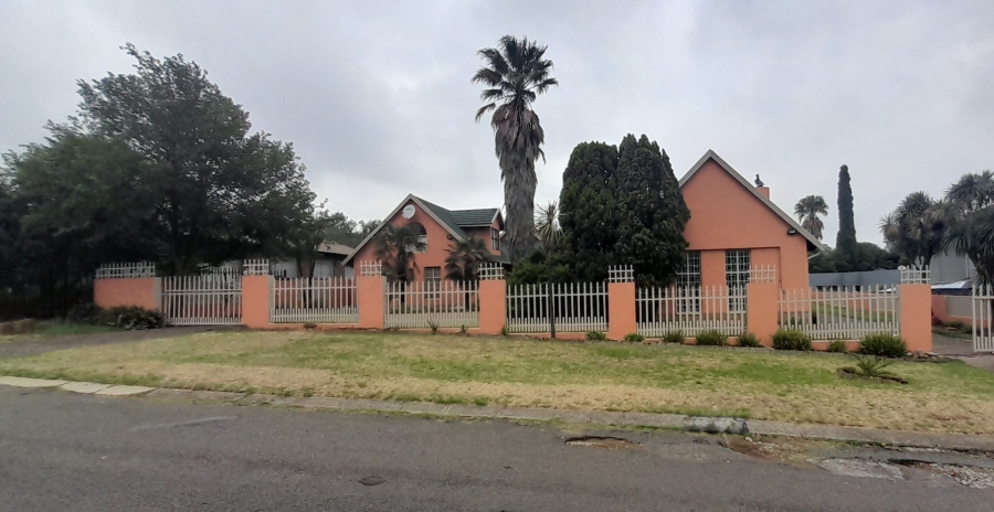 4 Bedroom Property for Sale in Trichardt Mpumalanga