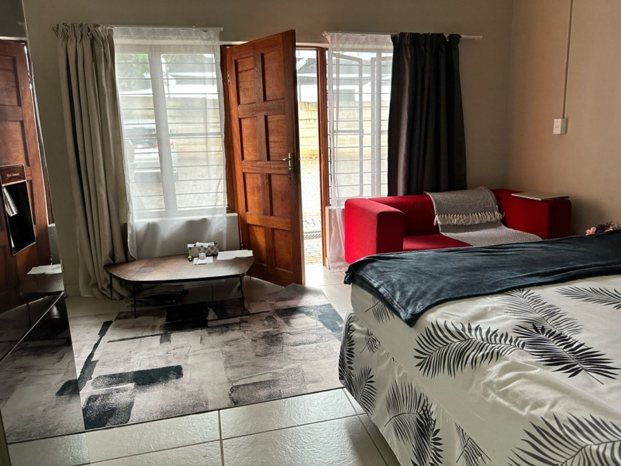 To Let  Bedroom Property for Rent in White River AH Mpumalanga