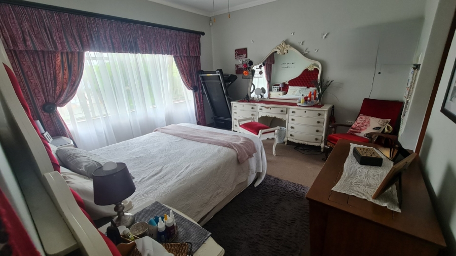 3 Bedroom Property for Sale in Cosmosrand Mpumalanga