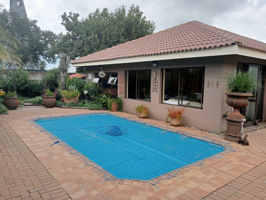 7 Bedroom Property for Sale in Kinross Mpumalanga