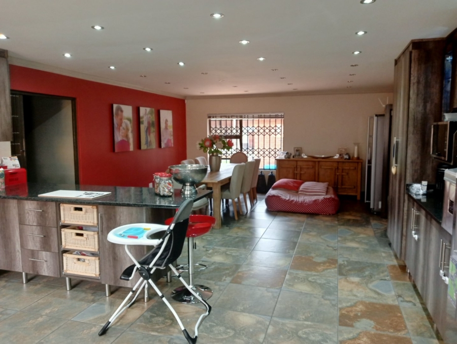 7 Bedroom Property for Sale in Kinross Mpumalanga