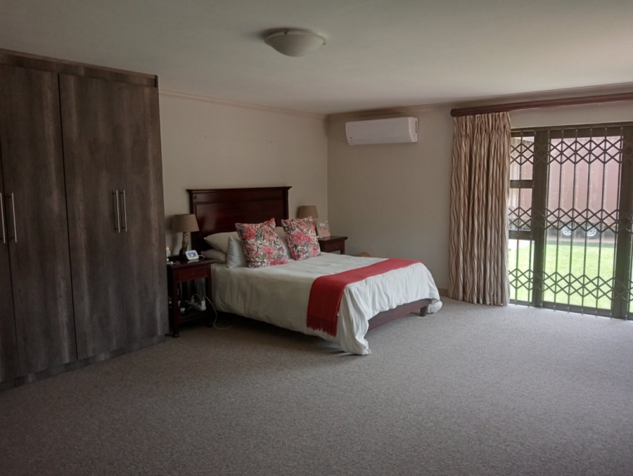 7 Bedroom Property for Sale in Kinross Mpumalanga