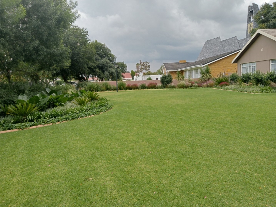 7 Bedroom Property for Sale in Kinross Mpumalanga