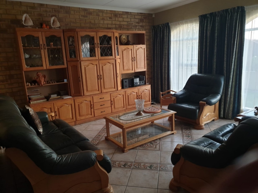 5 Bedroom Property for Sale in Noordrand Mpumalanga