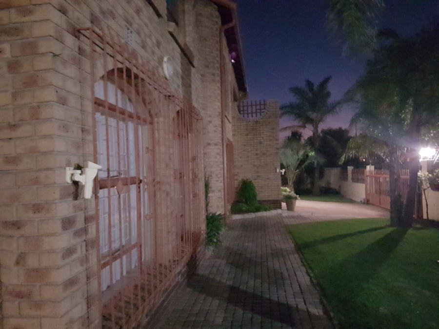 5 Bedroom Property for Sale in Noordrand Mpumalanga