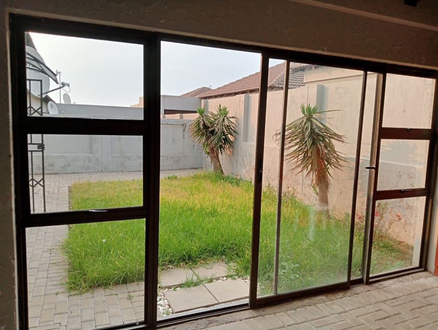 2 Bedroom Property for Sale in Terra Nova Mpumalanga