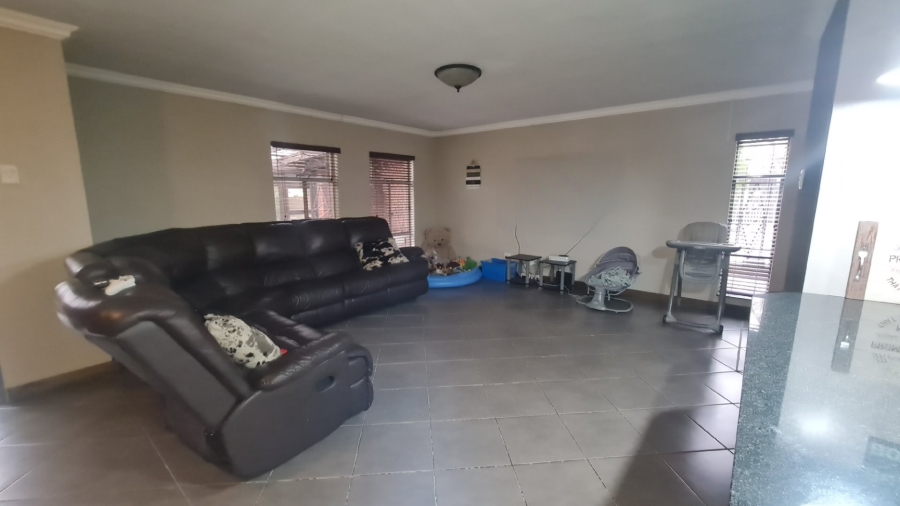 4 Bedroom Property for Sale in Kruinpark Mpumalanga