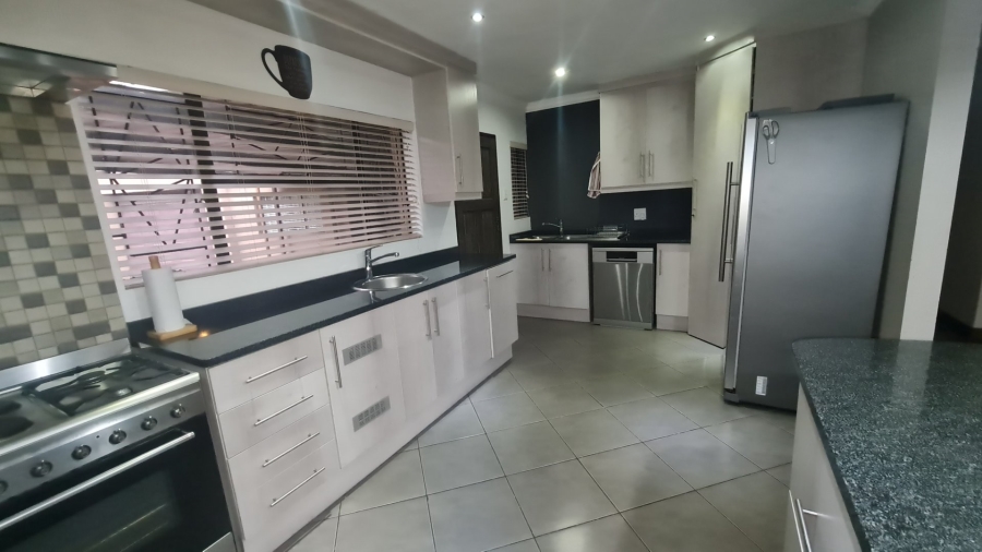 4 Bedroom Property for Sale in Kruinpark Mpumalanga