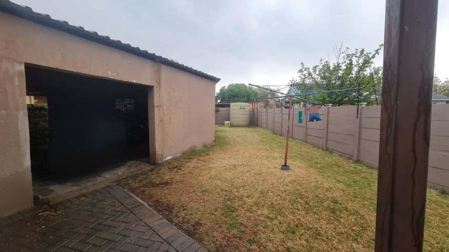 4 Bedroom Property for Sale in Kruinpark Mpumalanga