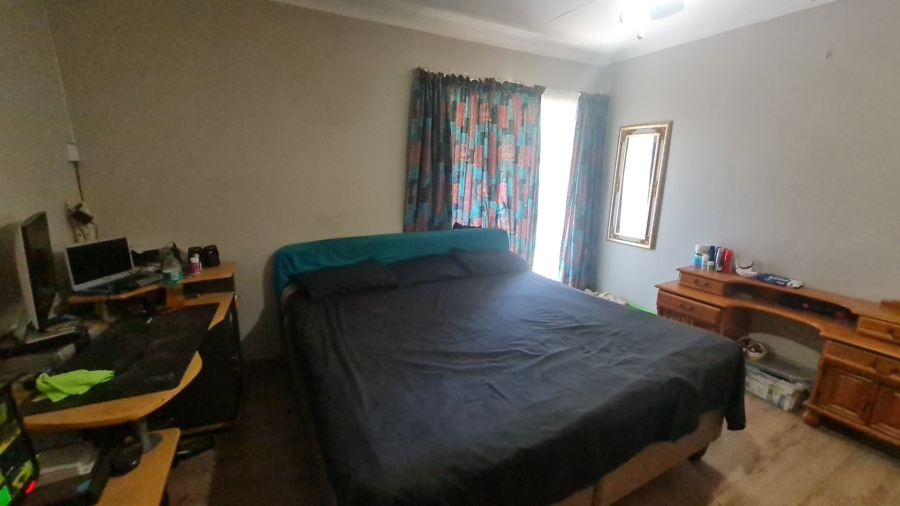 3 Bedroom Property for Sale in Cosmosrand Mpumalanga